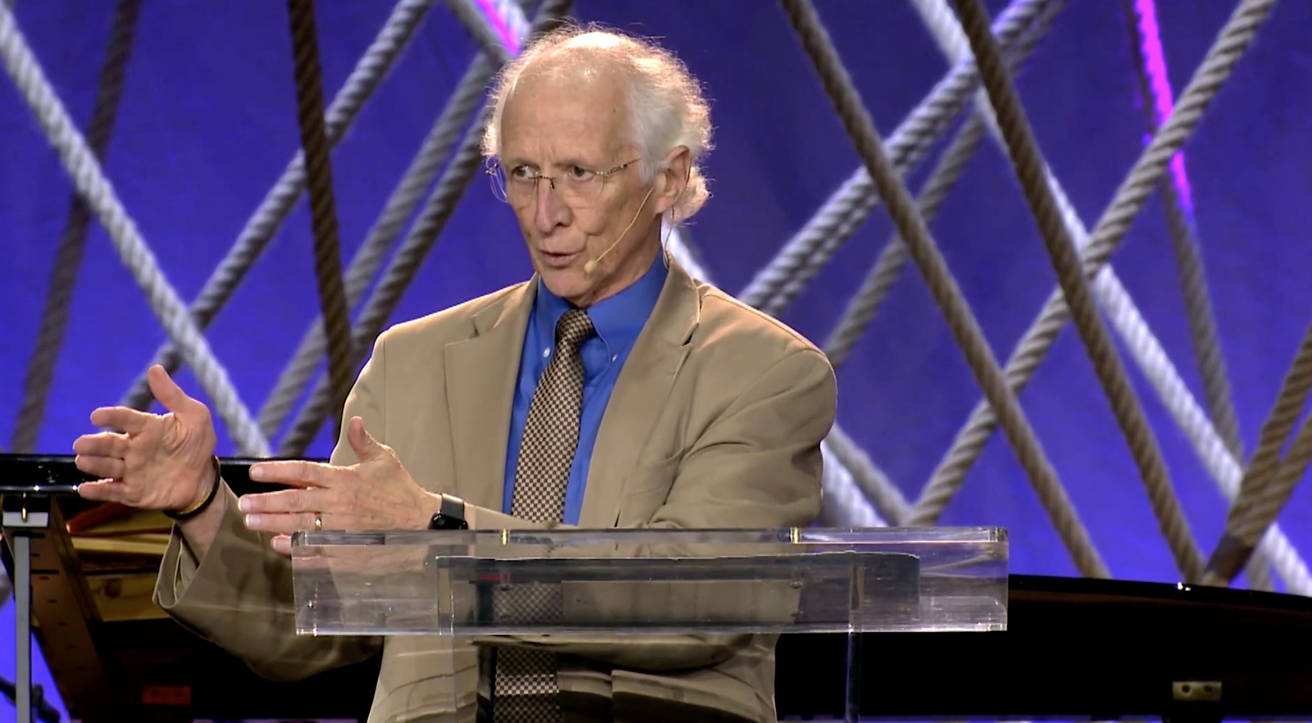 “John Piper’s Impactful Insights: Transforming Laid-Back Church Culture into One of Reverence and Awe”