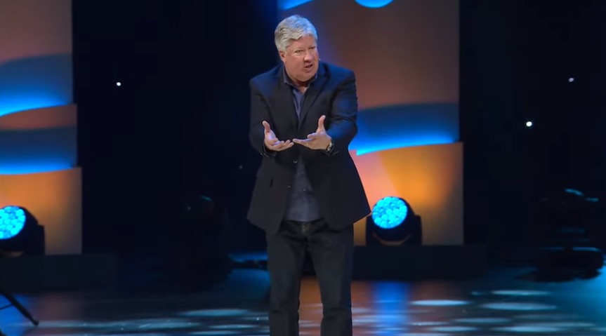 “Exposing Scandal: Megachurch Founder Robert Morris Accused of Historical Sexual Abuse”