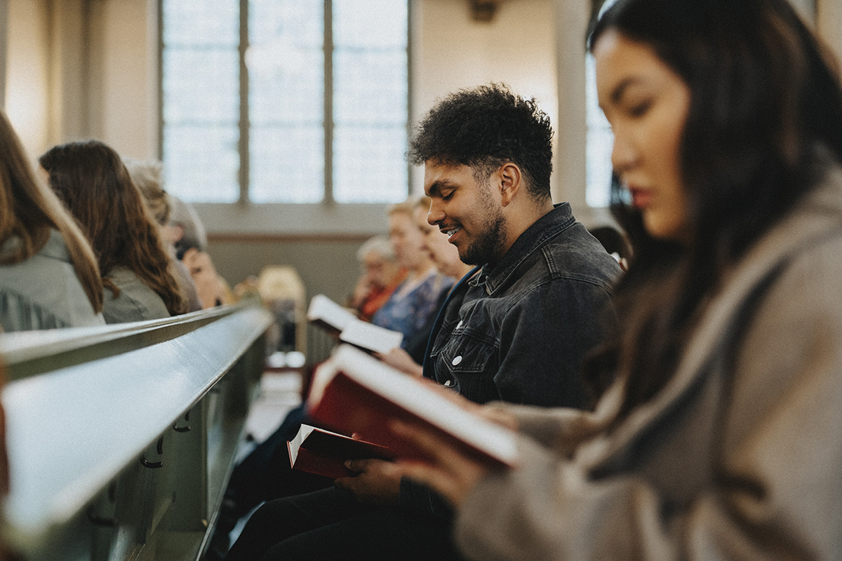 “Regular Church Attendance: The Key to Emotionally Healthy Living, Reveals Recent Study”