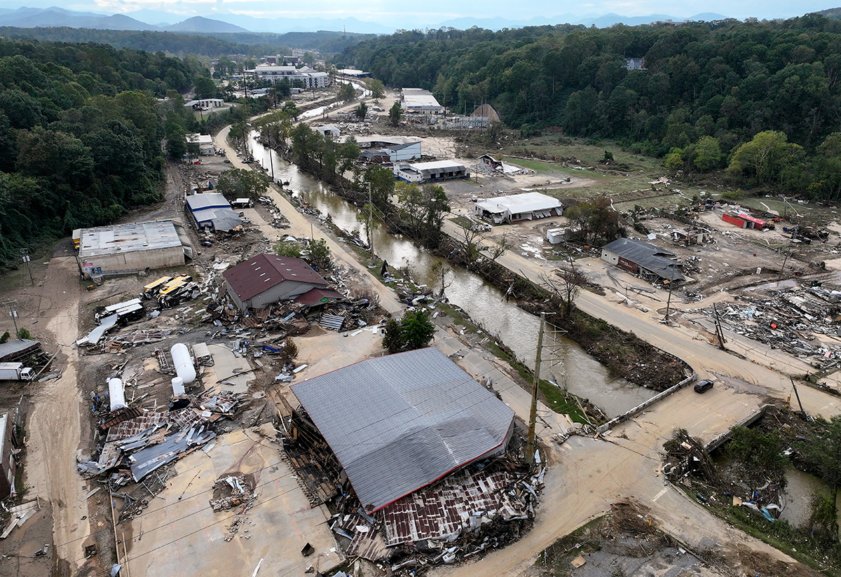 “Turning Adversity into Unity: Franklin Graham’s Faith-Based Response to Hurricane Helene Aftermath”